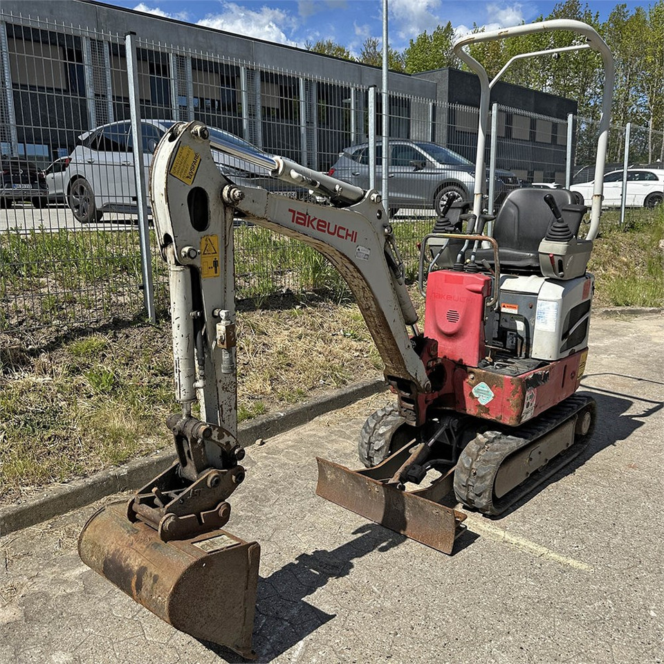 Takeuchi TB210 R - Міні-екскаватор: фото 2 Takeuchi TB210 R - Міні-екскаватор: фото 2