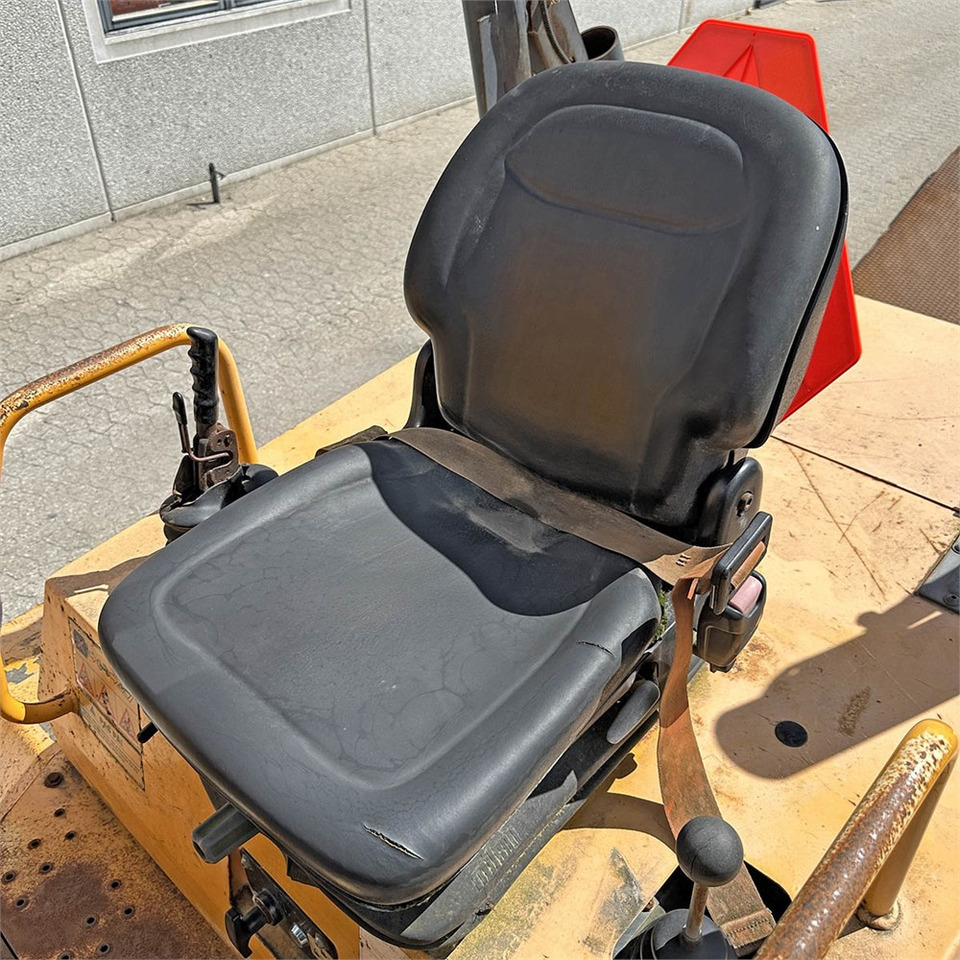 Міні-самоскид Thwaites Mach 864: фото 13 Міні-самоскид Thwaites Mach 864: фото 13