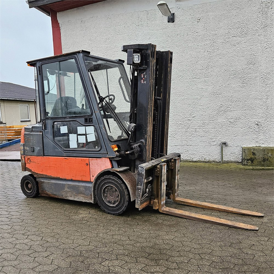 Toyota 7FBMF30 - Навантажувач вилковий: фото 2 Toyota 7FBMF30 - Навантажувач вилковий: фото 2