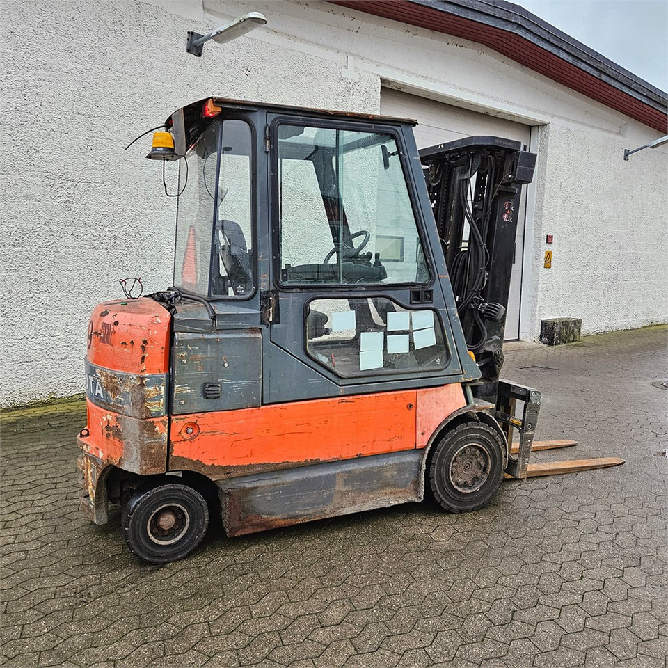 Toyota 7FBMF30 - Навантажувач вилковий: фото 4 Toyota 7FBMF30 - Навантажувач вилковий: фото 4