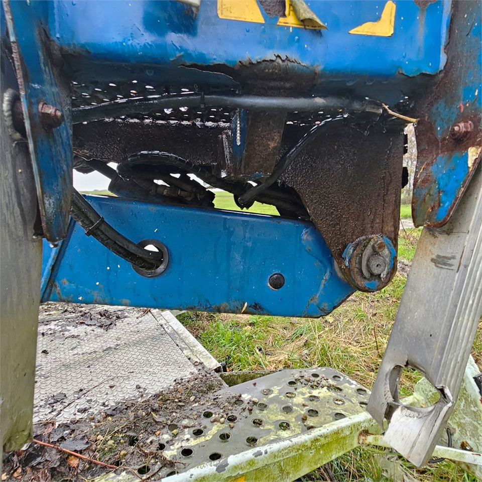 Колінчастий підйомник UpRight AB38: фото 12