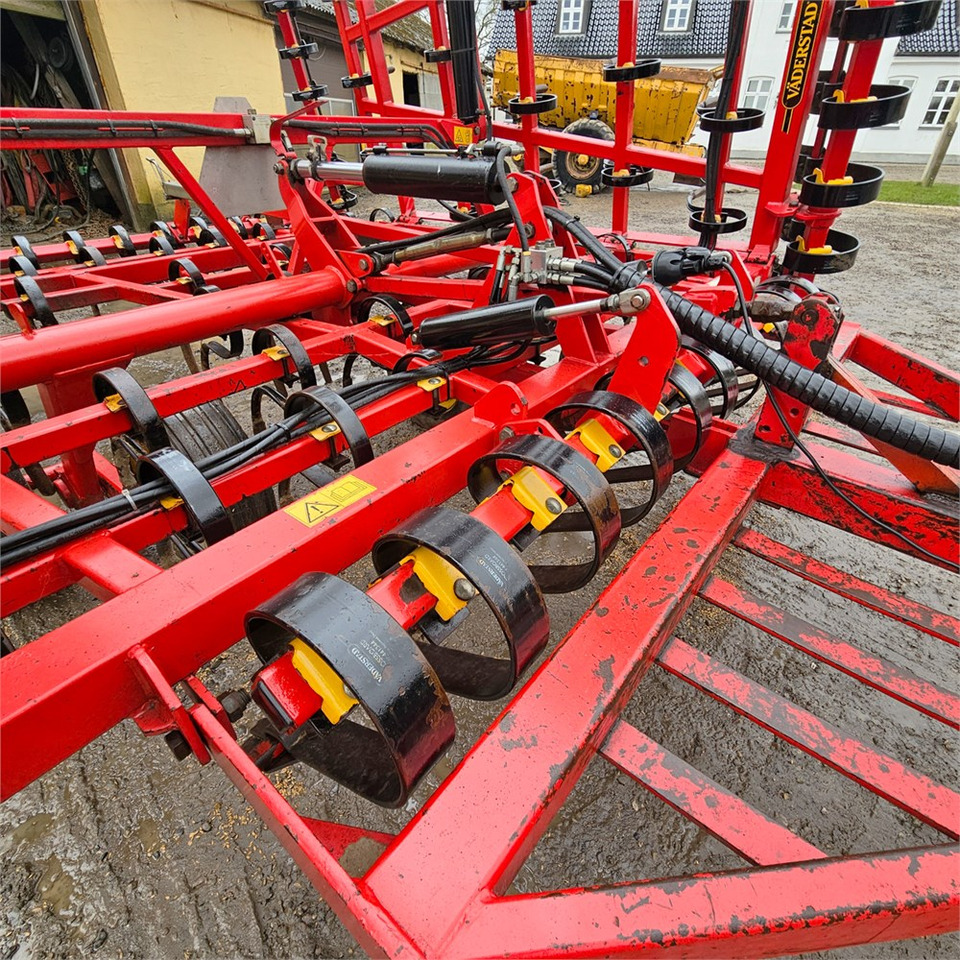 Техніка для обробки ґрунту Väderstad 9 meter: фото 13