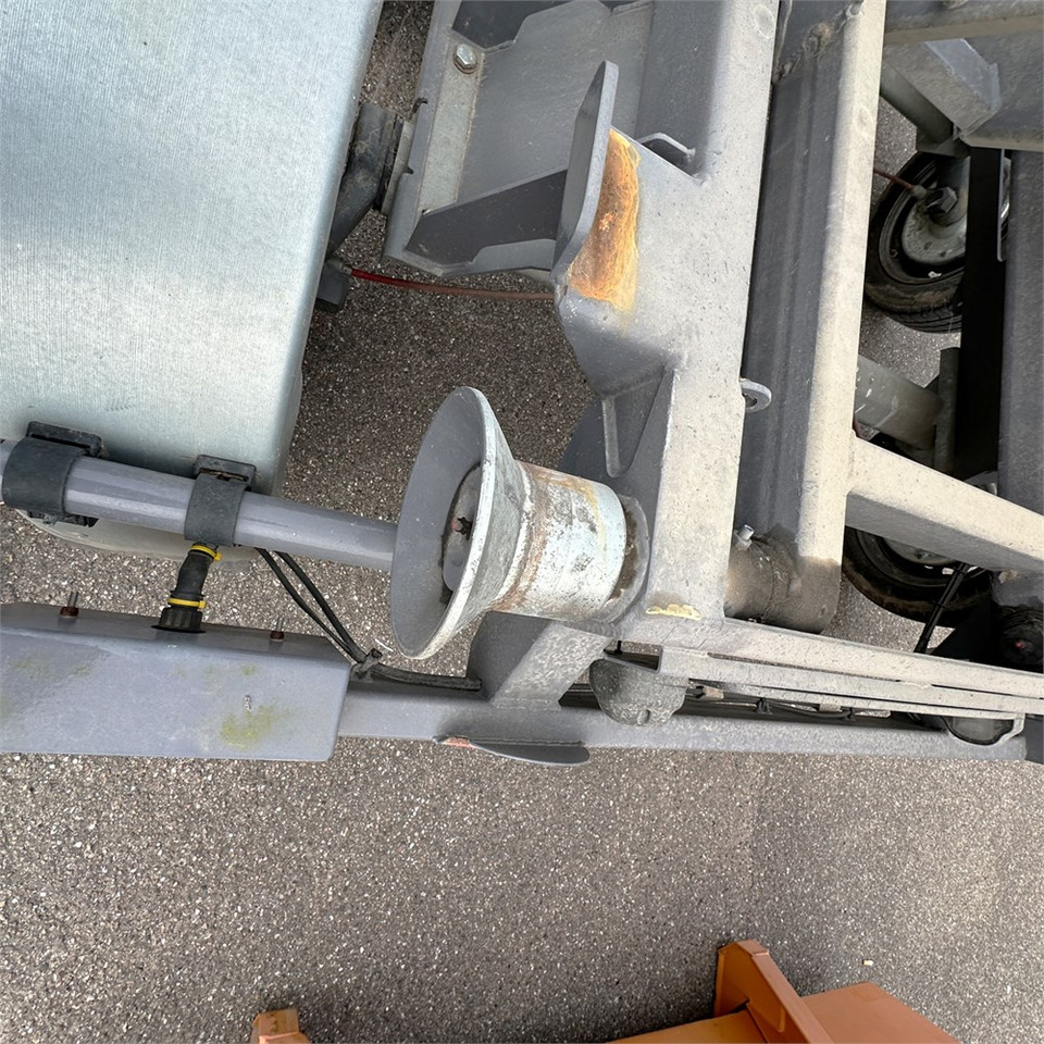 Причеп для легкових автомобілів Vezeko 09DB CT: фото 18 Причеп для легкових автомобілів Vezeko 09DB CT: фото 18