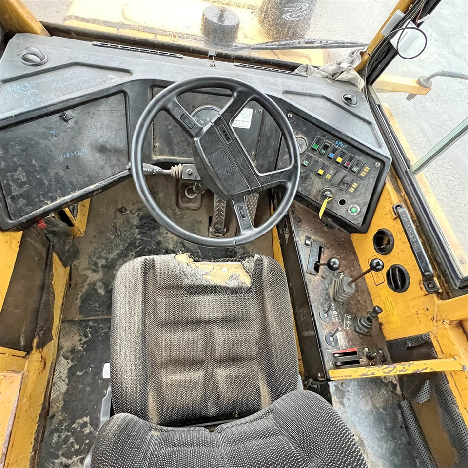 Шарнірний самоскид Volvo A20: фото 19