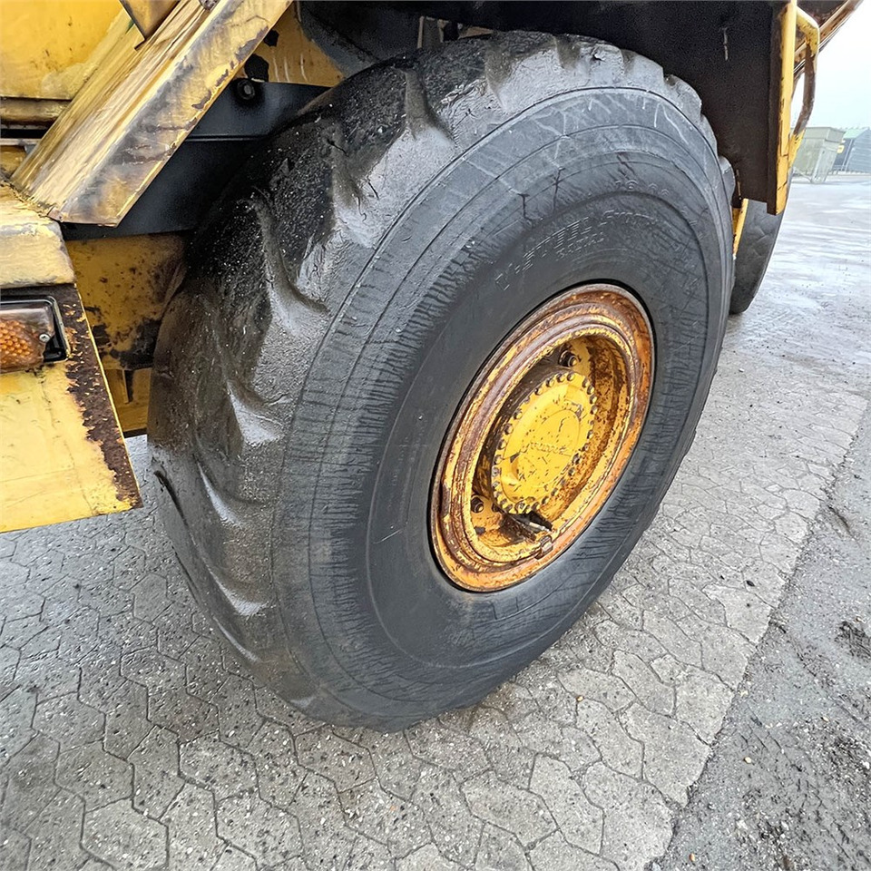 Шарнірний самоскид Volvo A20: фото 38