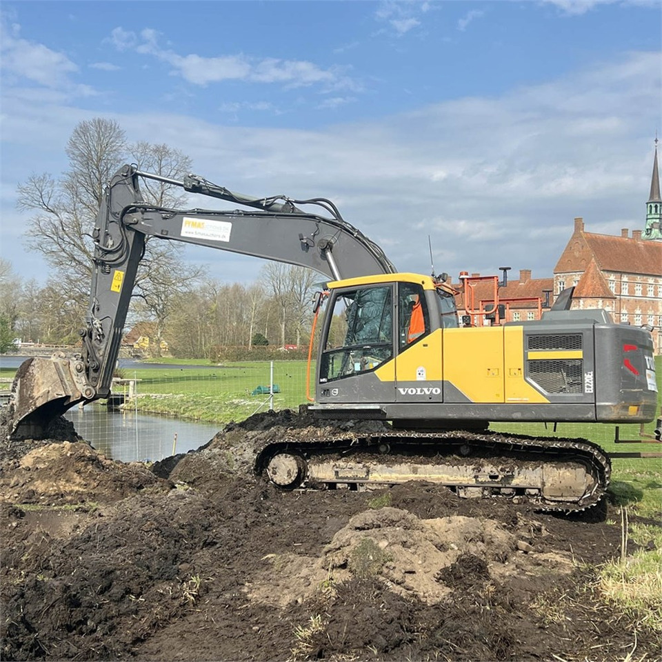 Volvo EC220 EL - Гусеничний екскаватор: фото 1 Volvo EC220 EL - Гусеничний екскаватор: фото 1