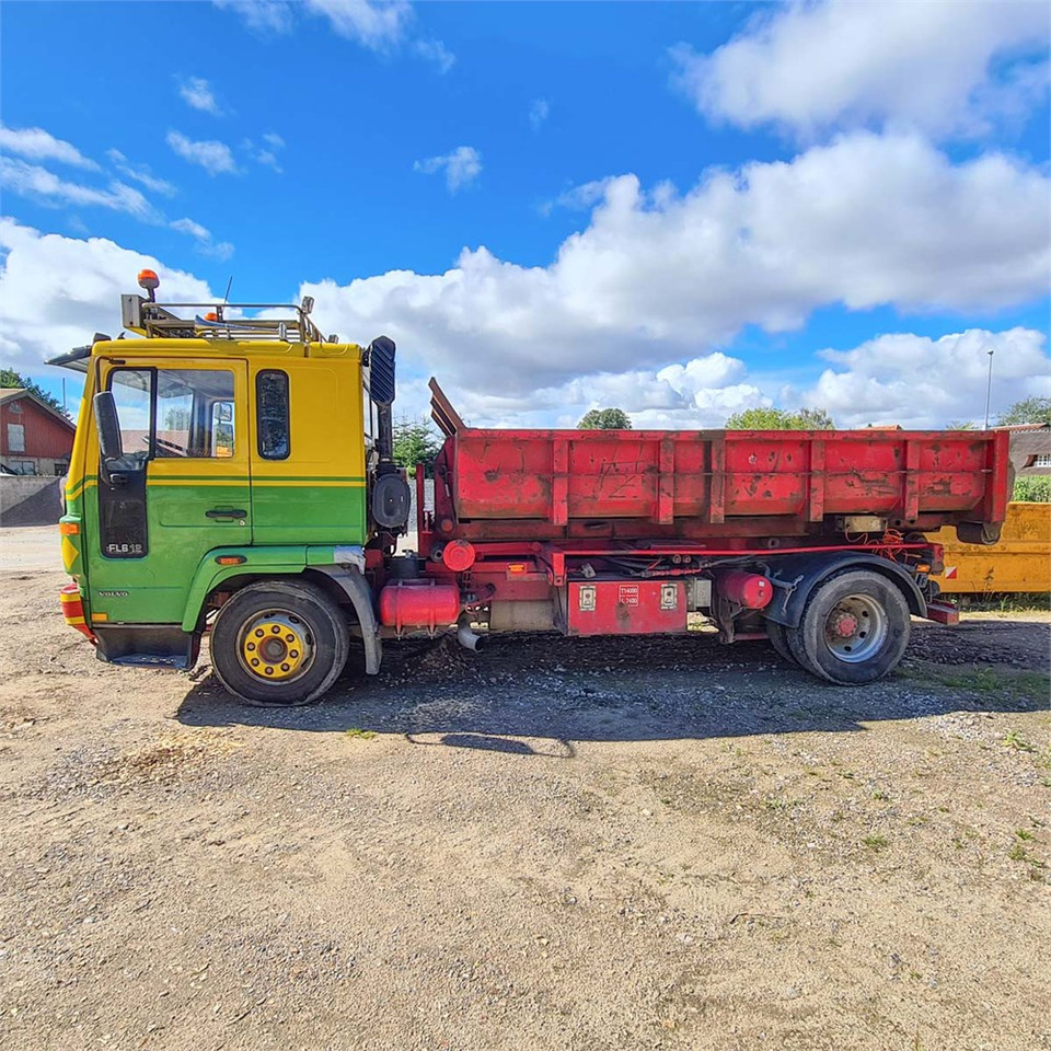Volvo FL612 - Тросовий мультиліфт: фото 2 Volvo FL612 - Тросовий мультиліфт: фото 2