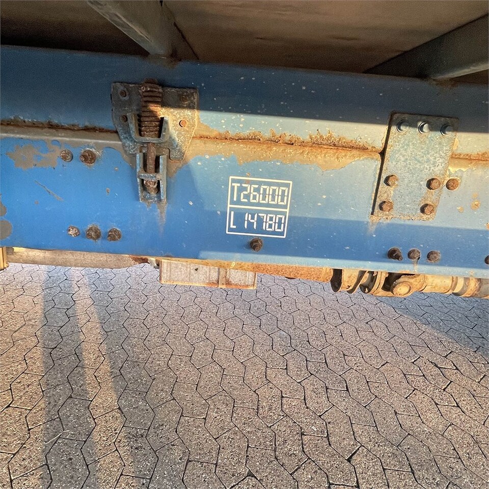 Volvo FM12 в лізинг Volvo FM12: фото 46 Volvo FM12 в лізинг Volvo FM12: фото 46