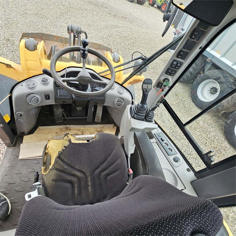 Колісний навантажувач Volvo L45F-TP: фото 18