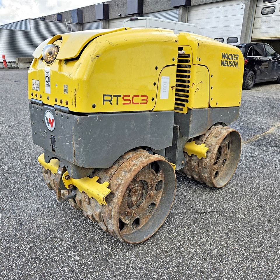Wacker Neuson RT SC3 - Міні коток: фото 1 Wacker Neuson RT SC3 - Міні коток: фото 1
