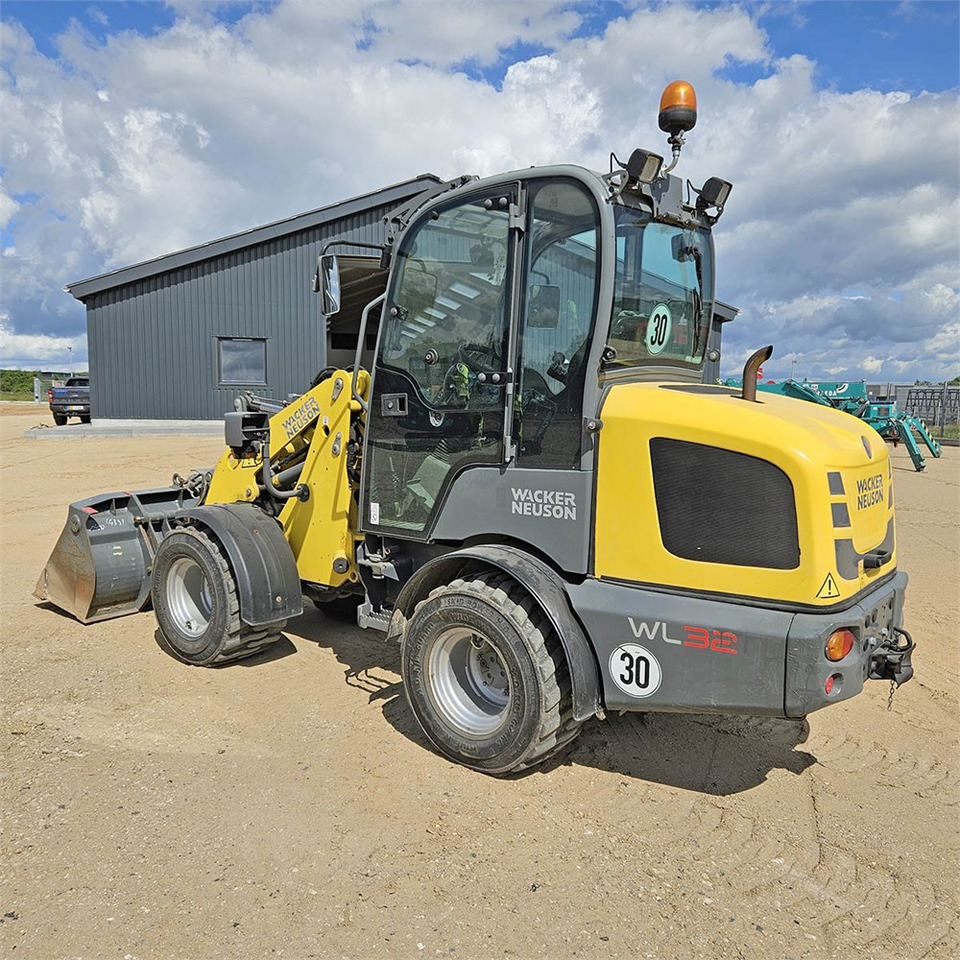 Wacker Neuson WL 32/RL30 - Колісний навантажувач: фото 3 Wacker Neuson WL 32/RL30 - Колісний навантажувач: фото 3