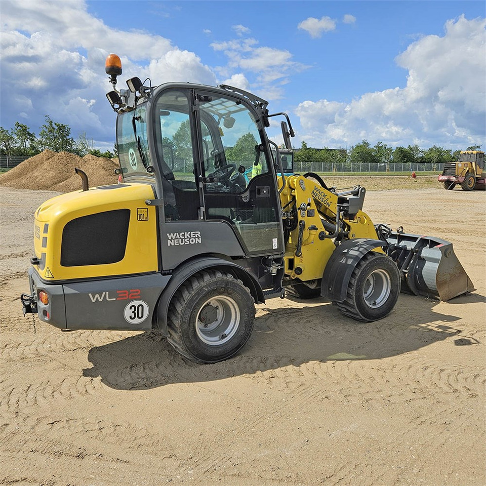 Wacker Neuson WL 32/RL30 - Колісний навантажувач: фото 5 Wacker Neuson WL 32/RL30 - Колісний навантажувач: фото 5