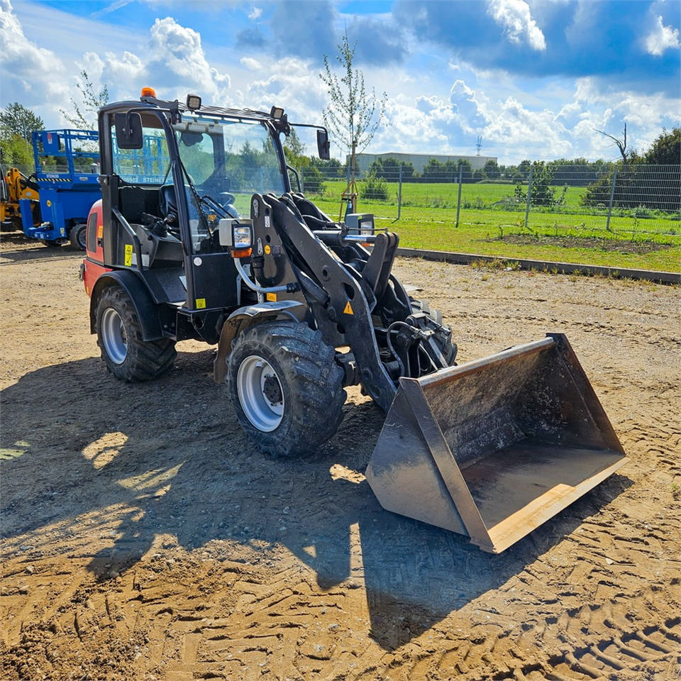 Weidemann 2070 CX - Колісний навантажувач: фото 4 Weidemann 2070 CX - Колісний навантажувач: фото 4