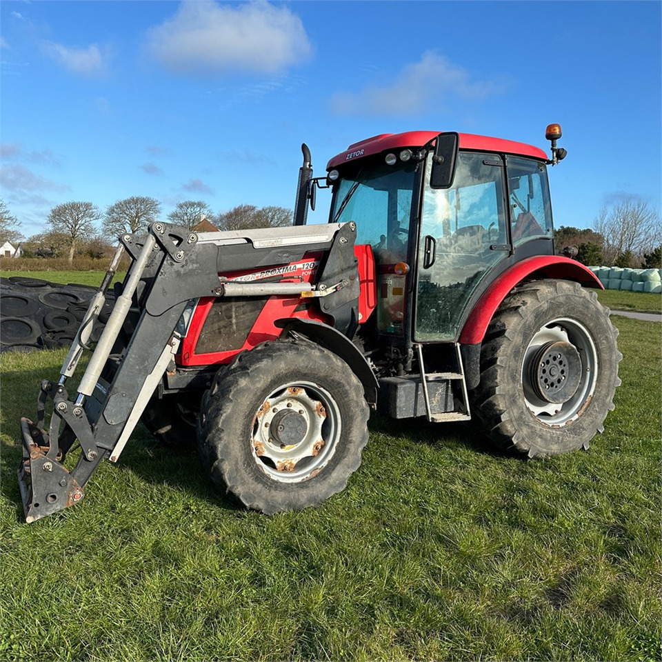 Zetor PROXIMA POWER 120 - Трактор: фото 1 Zetor PROXIMA POWER 120 - Трактор: фото 1