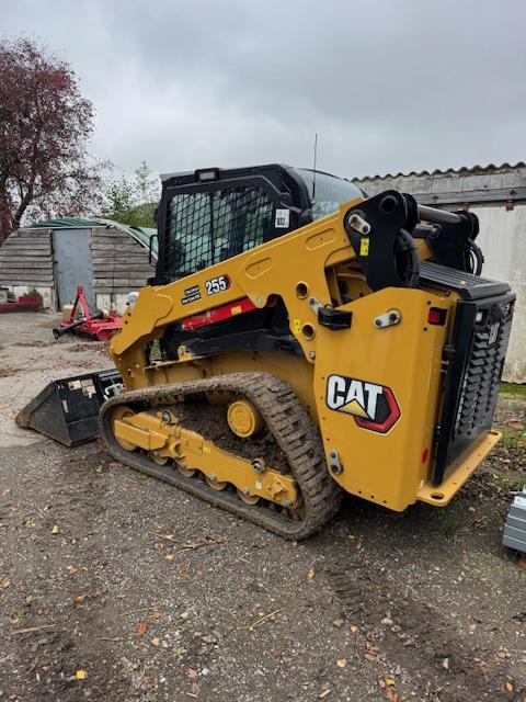 Caterpillar 255 - Гусеничний навантажувач: фото 3 Caterpillar 255 - Гусеничний навантажувач: фото 3