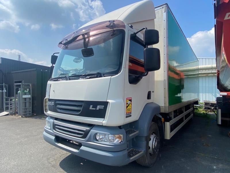 DAF LF 55.220 - Вантажівка з закритим кузовом: фото 1 DAF LF 55.220 - Вантажівка з закритим кузовом: фото 1