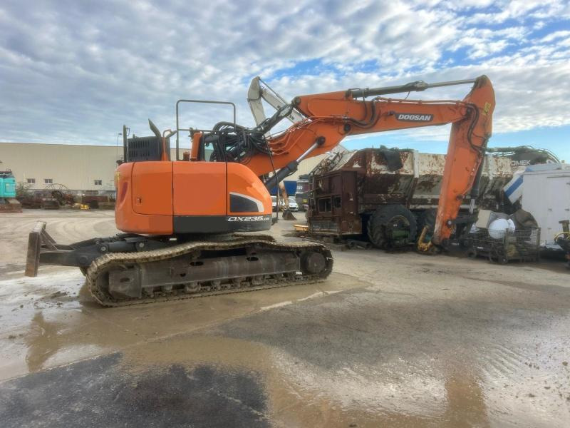 Doosan DX 235 LCR-5 - Гусеничний екскаватор: фото 2 Doosan DX 235 LCR-5 - Гусеничний екскаватор: фото 2