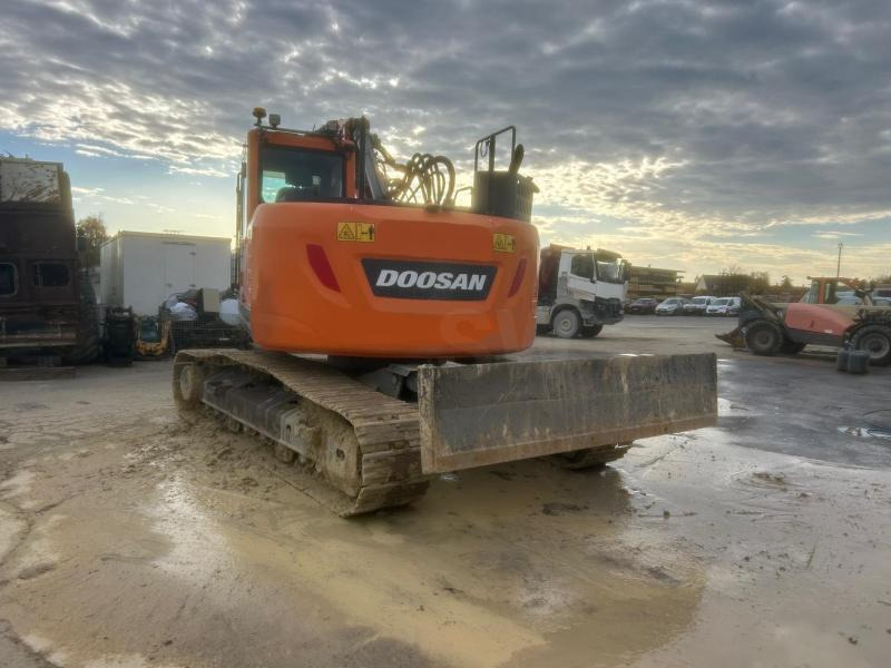 Doosan DX 235 LCR-5 - Гусеничний екскаватор: фото 3 Doosan DX 235 LCR-5 - Гусеничний екскаватор: фото 3
