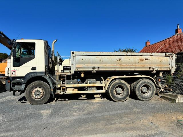 Iveco TRAKKER 410 - Самоскид вантажівка: фото 3 Iveco TRAKKER 410 - Самоскид вантажівка: фото 3