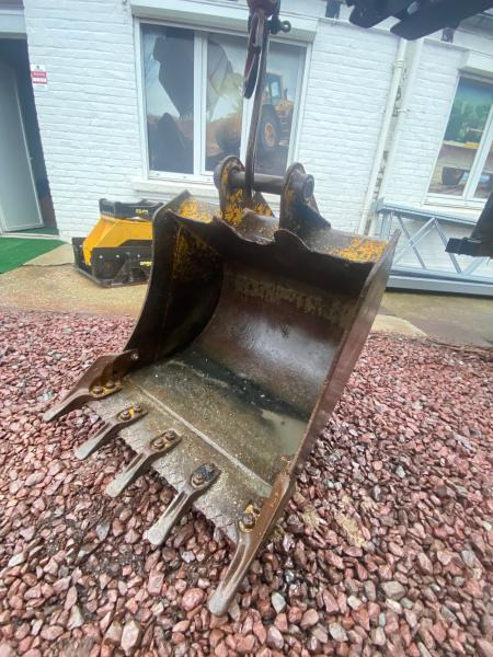 JCB LOT 3 GODETS CURAGE ET TERRASSEMENT 1M50/80CM/60CM - Ківш екскаватора в категорії Будівельна техніка: фото 4 JCB LOT 3 GODETS CURAGE ET TERRASSEMENT 1M50/80CM/60CM - Ківш екскаватора в категорії Будівельна техніка: фото 4