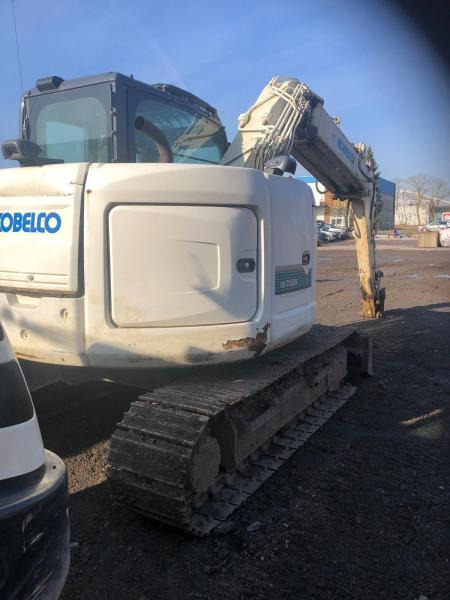 Kobelco SK 75SR-3E - Міні-екскаватор: фото 3 Kobelco SK 75SR-3E - Міні-екскаватор: фото 3