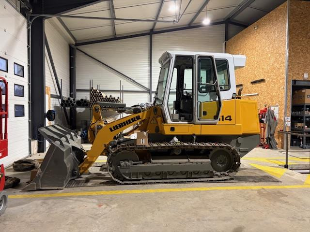 Liebherr LR614 - Гусеничний навантажувач: фото 1 Liebherr LR614 - Гусеничний навантажувач: фото 1