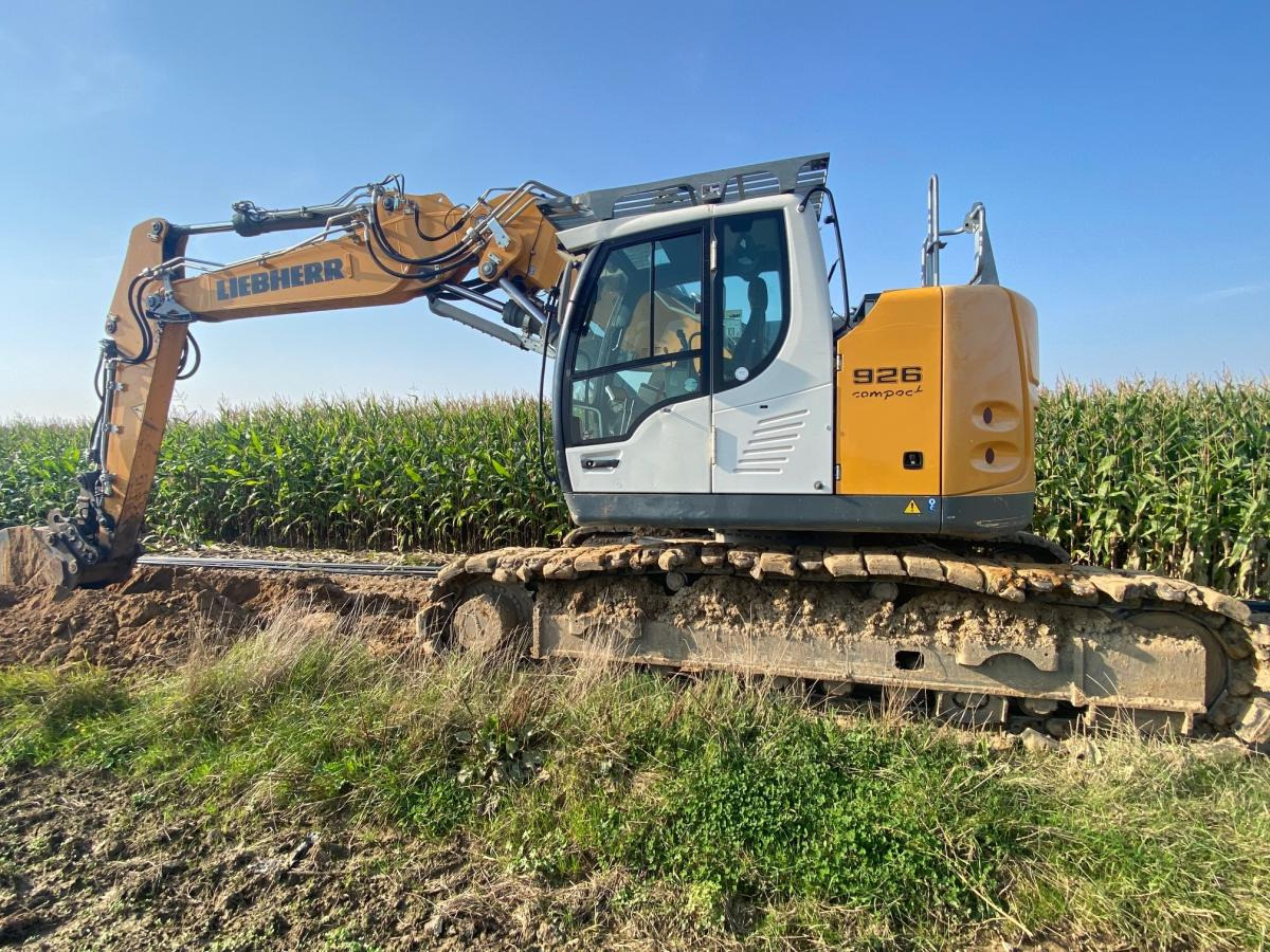 Liebherr R 926 COMPACT - Гусеничний екскаватор: фото 1 Liebherr R 926 COMPACT - Гусеничний екскаватор: фото 1