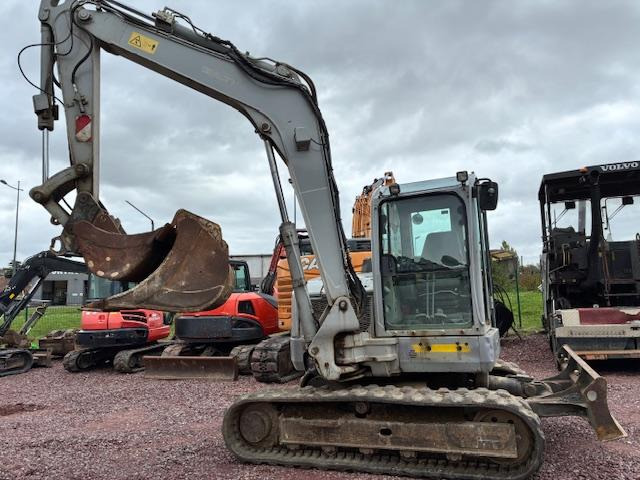 Volvo ECR 88D - Міні-екскаватор: фото 4 Volvo ECR 88D - Міні-екскаватор: фото 4