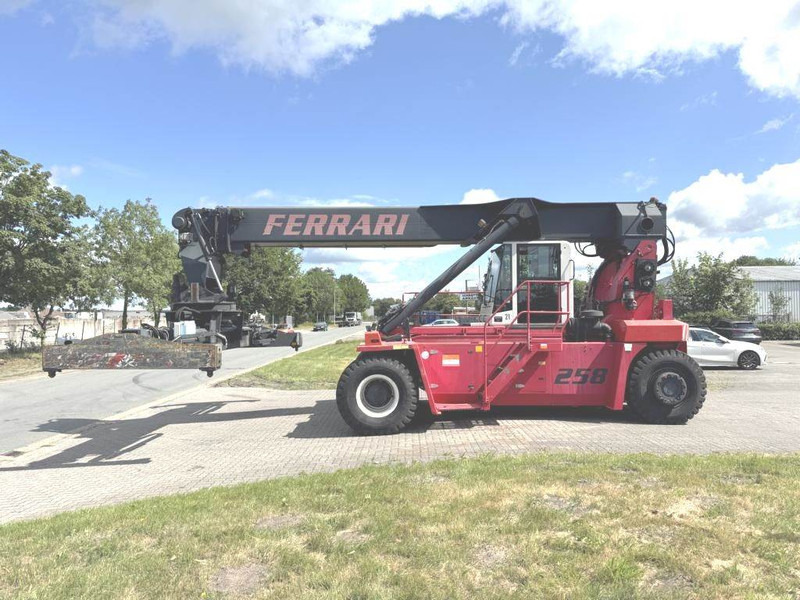 CVS Ferrari F258.6 - Річстакер: фото 1 CVS Ferrari F258.6 - Річстакер: фото 1