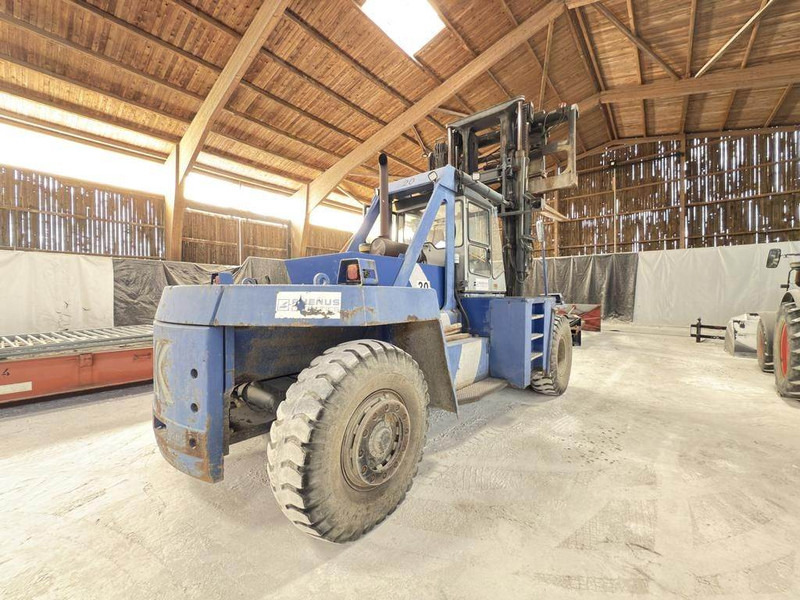 Kalmar DCD28-1200LB - Дизельний навантажувач: фото 2 Kalmar DCD28-1200LB - Дизельний навантажувач: фото 2