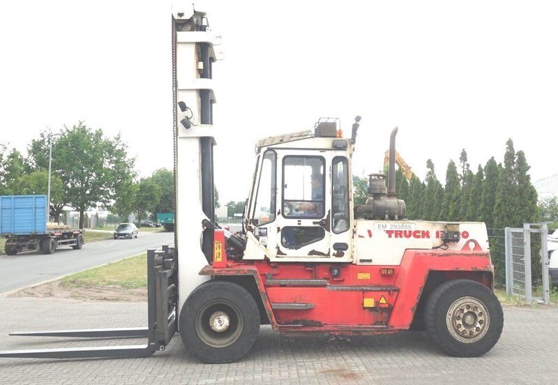 Svetruck 13.6-120-32 - Дизельний навантажувач: фото 2 Svetruck 13.6-120-32 - Дизельний навантажувач: фото 2