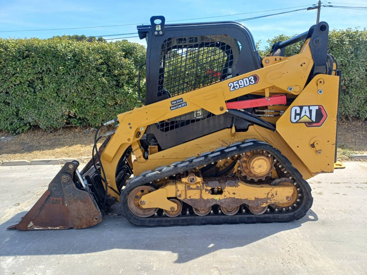 CAT 259D - Гусеничний навантажувач: фото 1 CAT 259D - Гусеничний навантажувач: фото 1