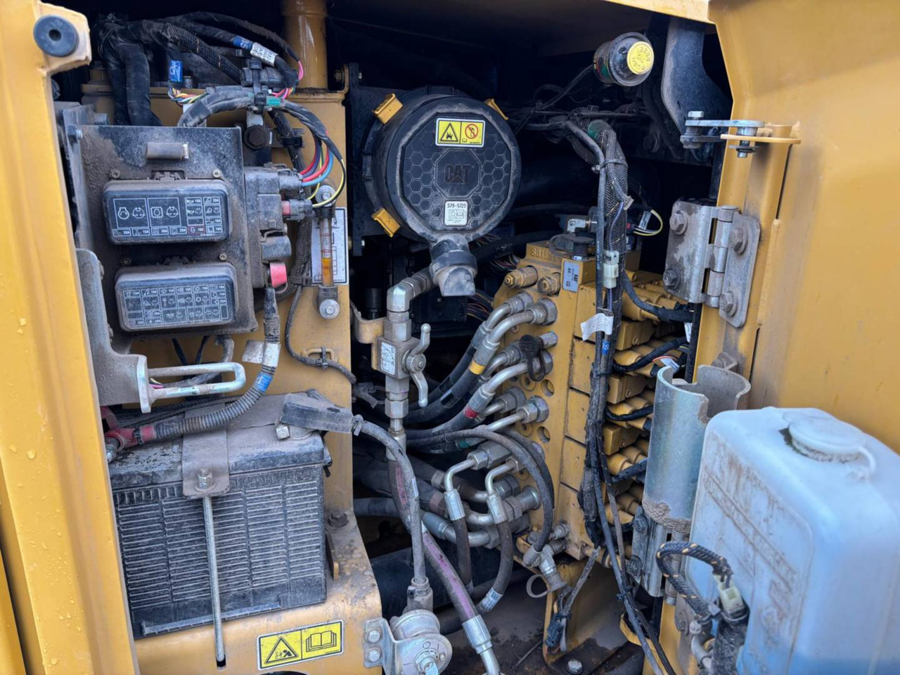 Гусеничний екскаватор CAT 305: фото 15