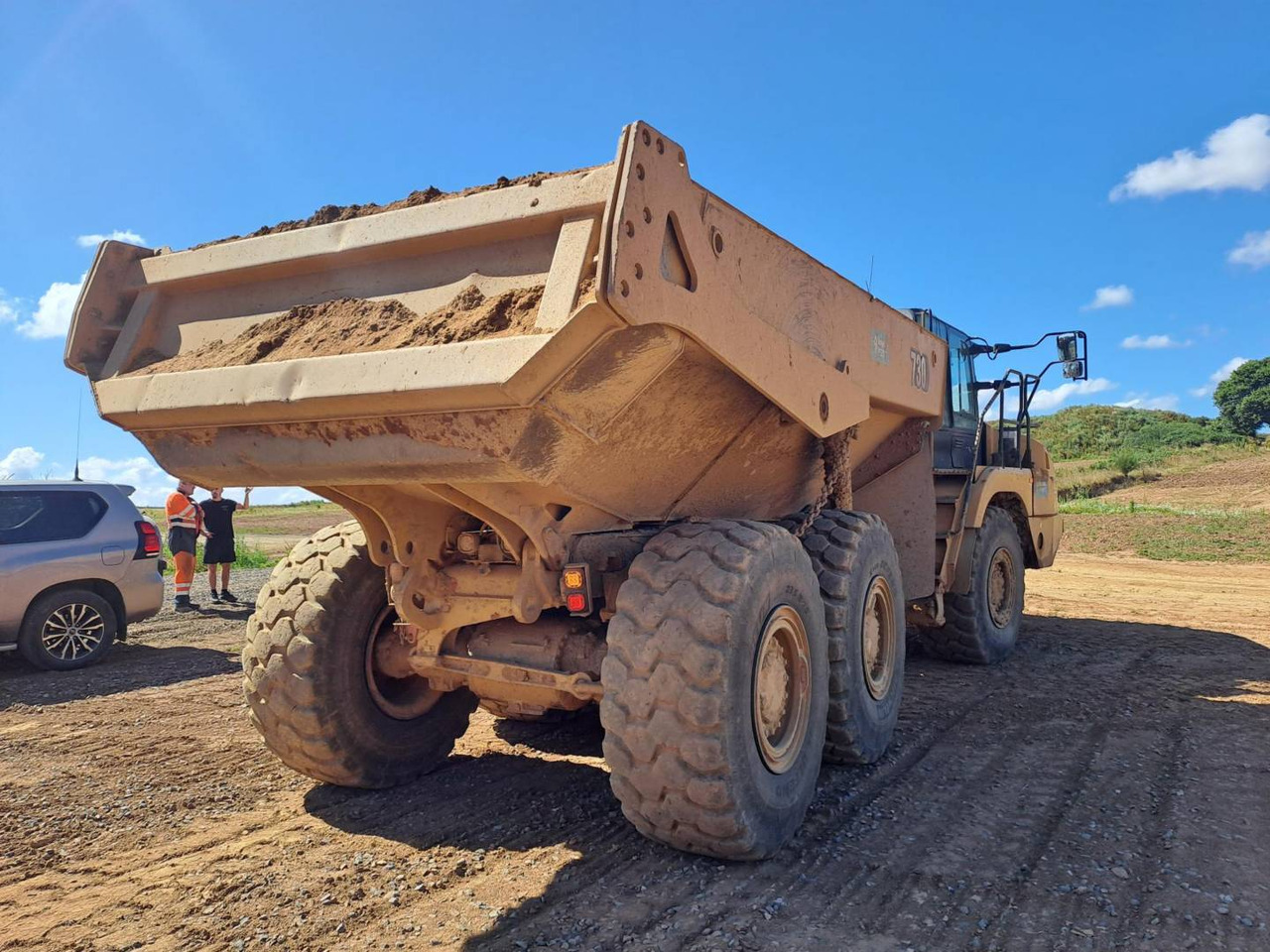 CAT 730 - Шарнірний самоскид: фото 3 CAT 730 - Шарнірний самоскид: фото 3