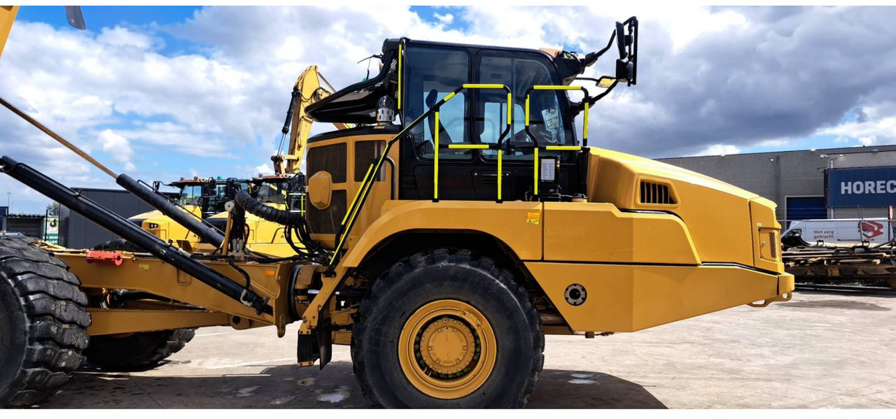 CAT 730 - Шарнірний самоскид: фото 3 CAT 730 - Шарнірний самоскид: фото 3