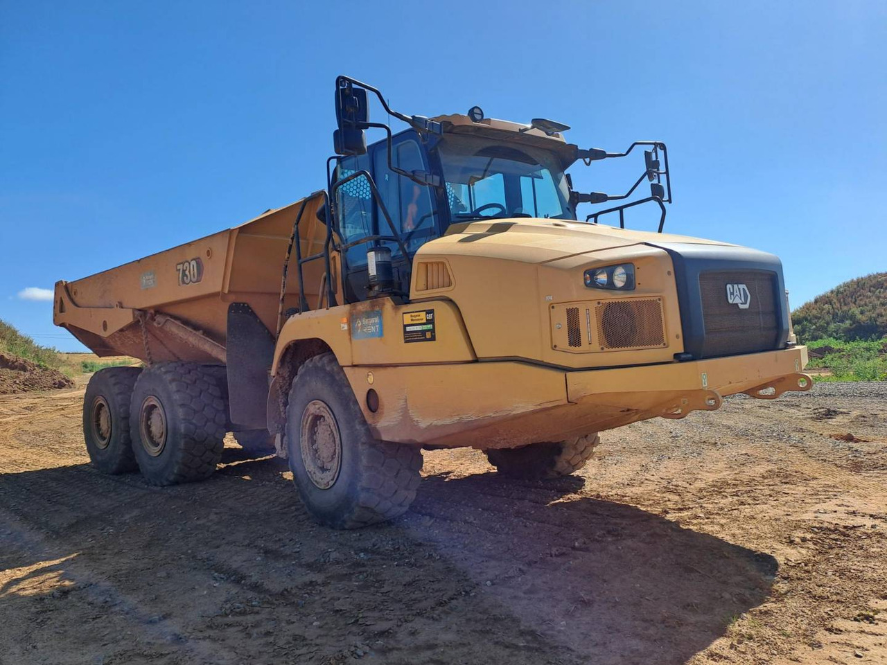 CAT 730 - Шарнірний самоскид: фото 2 CAT 730 - Шарнірний самоскид: фото 2