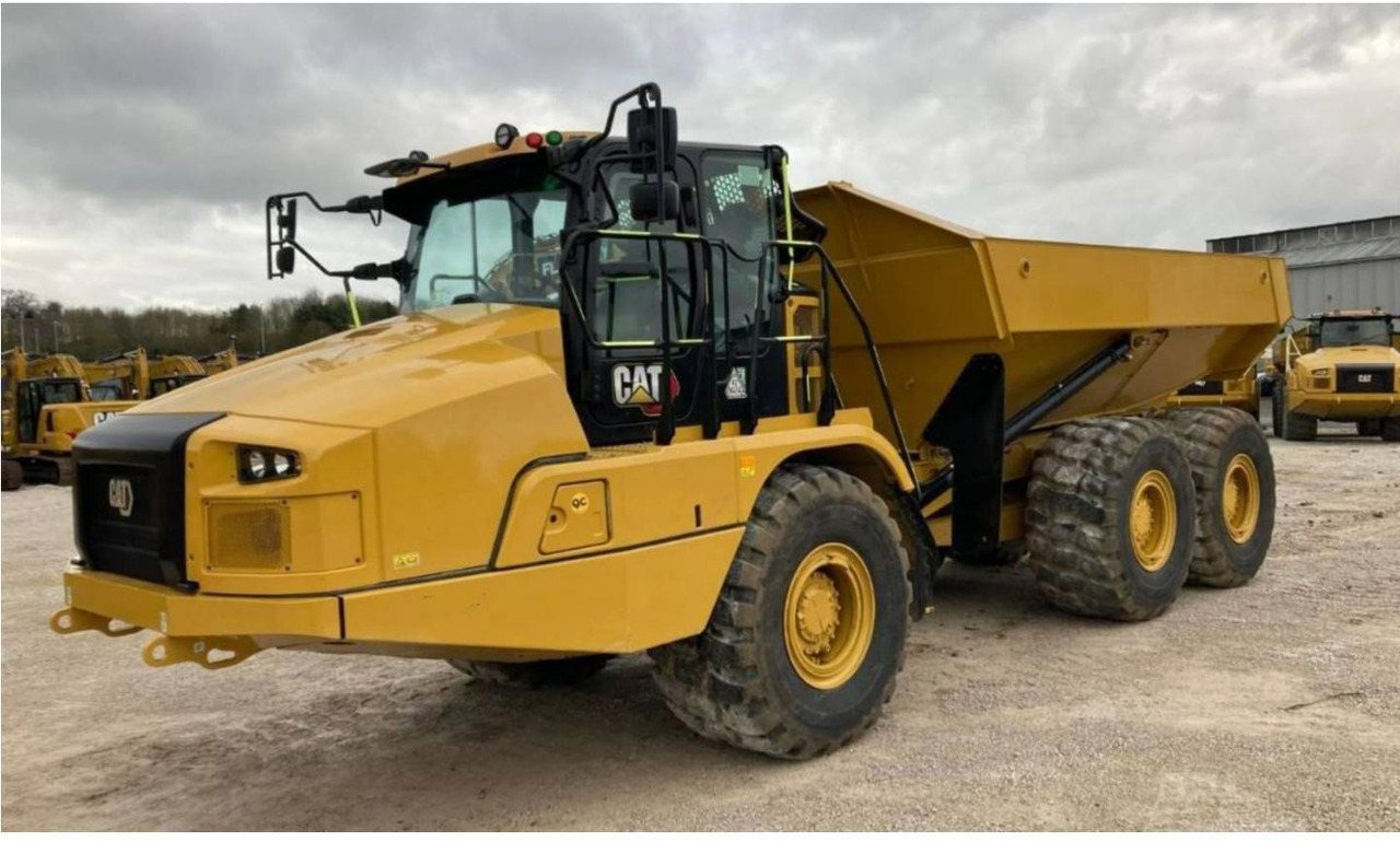 CAT 730 - Шарнірний самоскид: фото 1 CAT 730 - Шарнірний самоскид: фото 1
