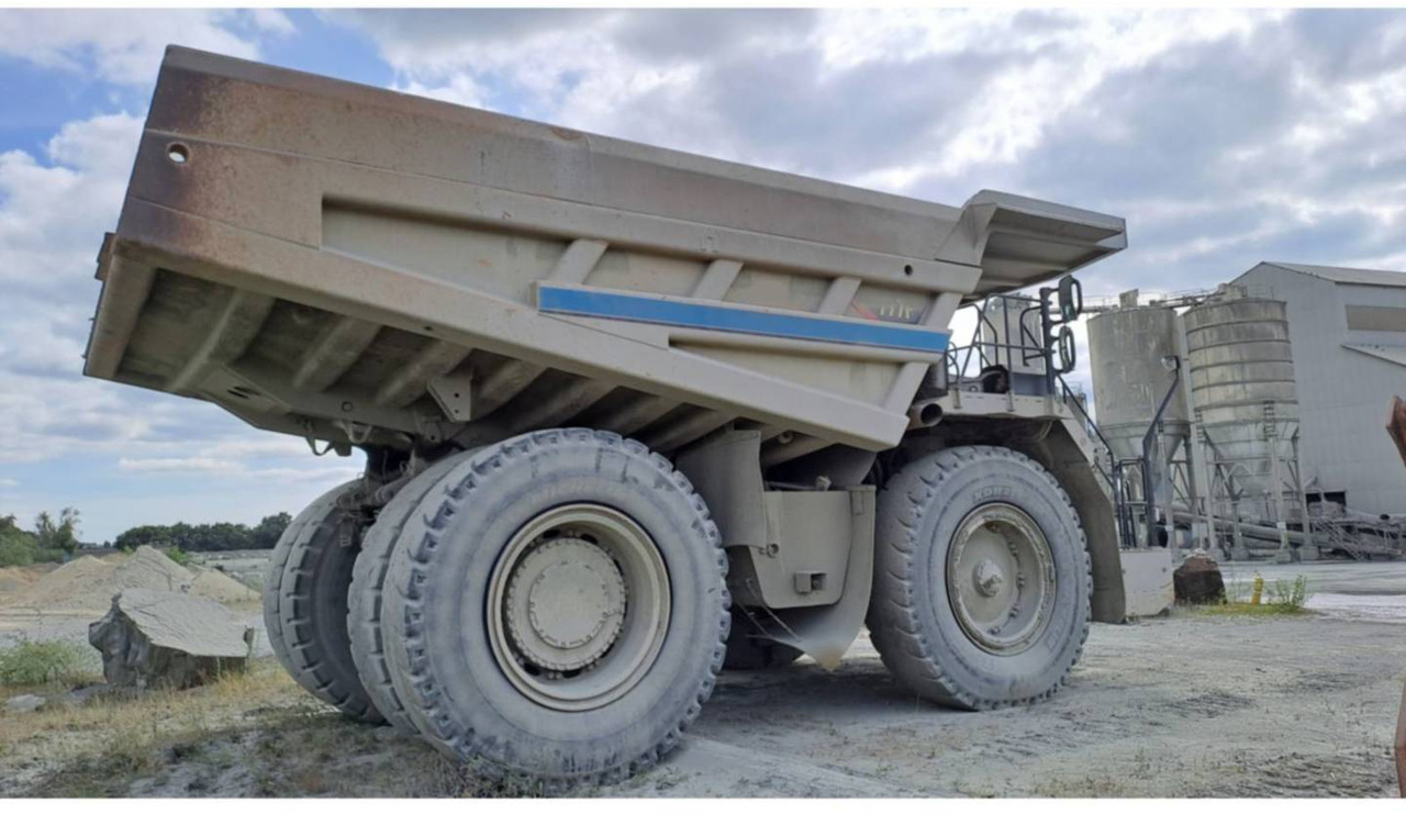 CAT 777F - Кар'єрний самоскид: фото 3 CAT 777F - Кар'єрний самоскид: фото 3