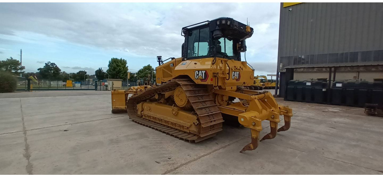 CAT D5 - Бульдозер: фото 4 CAT D5 - Бульдозер: фото 4