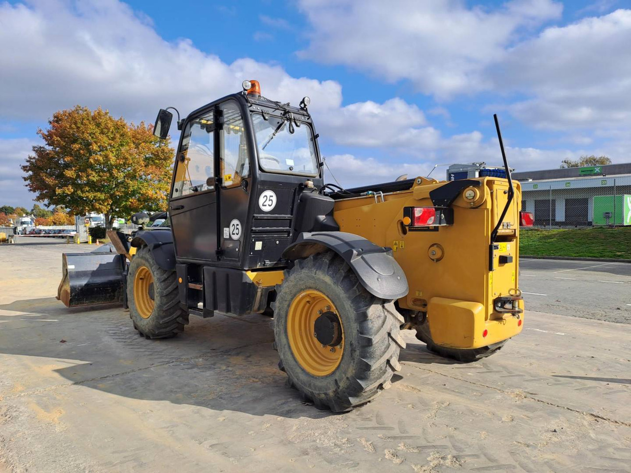 CAT TH314D - Навантажувач телескопічний: фото 4 CAT TH314D - Навантажувач телескопічний: фото 4