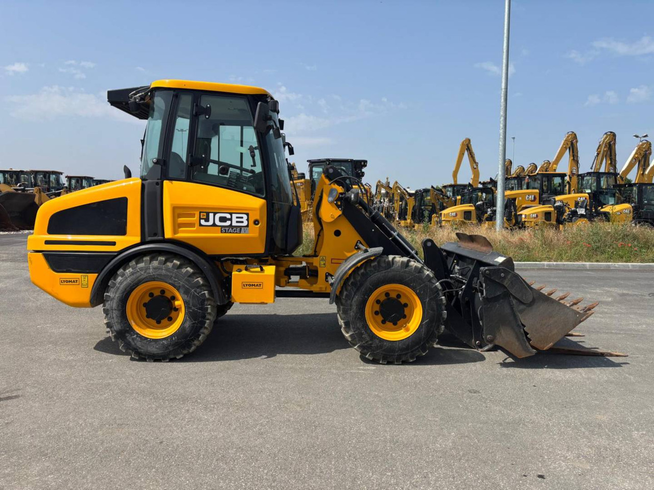 JCB 407 - Колісний навантажувач: фото 3 JCB 407 - Колісний навантажувач: фото 3