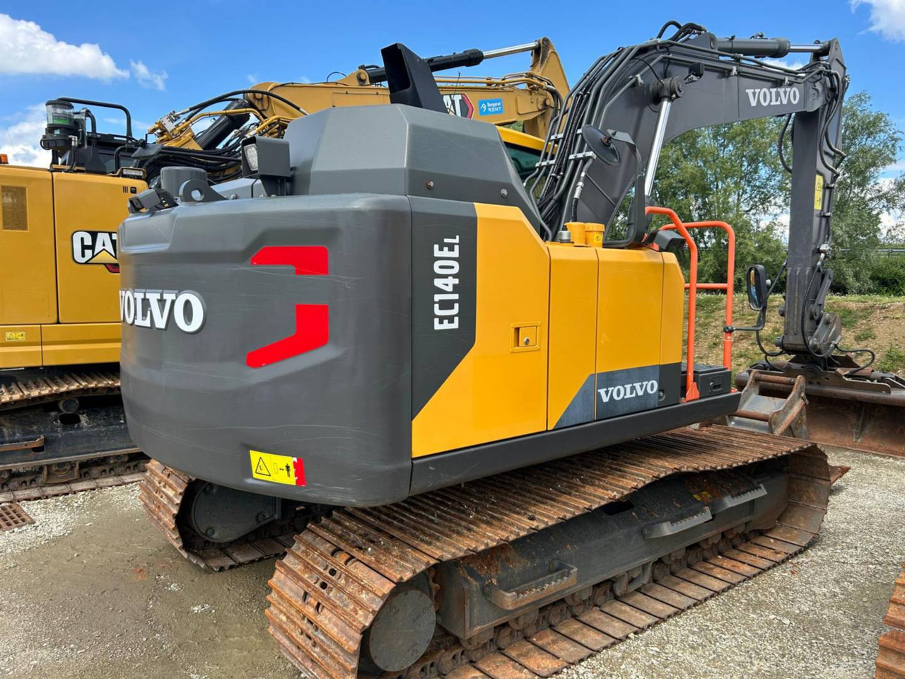 VOLVO CONSTRUCTION EQUIPMENT EC140 - Гусеничний екскаватор: фото 3 VOLVO CONSTRUCTION EQUIPMENT EC140 - Гусеничний екскаватор: фото 3