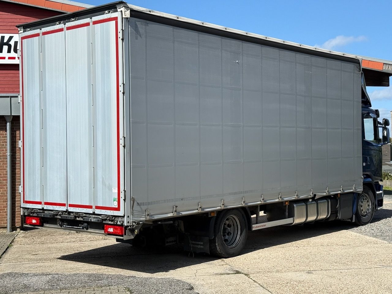 Scania G410 /4x2/Pritsche-Plane mit durchladbarem Anh. - Тентована вантажівка: фото 5 Scania G410 /4x2/Pritsche-Plane mit durchladbarem Anh. - Тентована вантажівка: фото 5