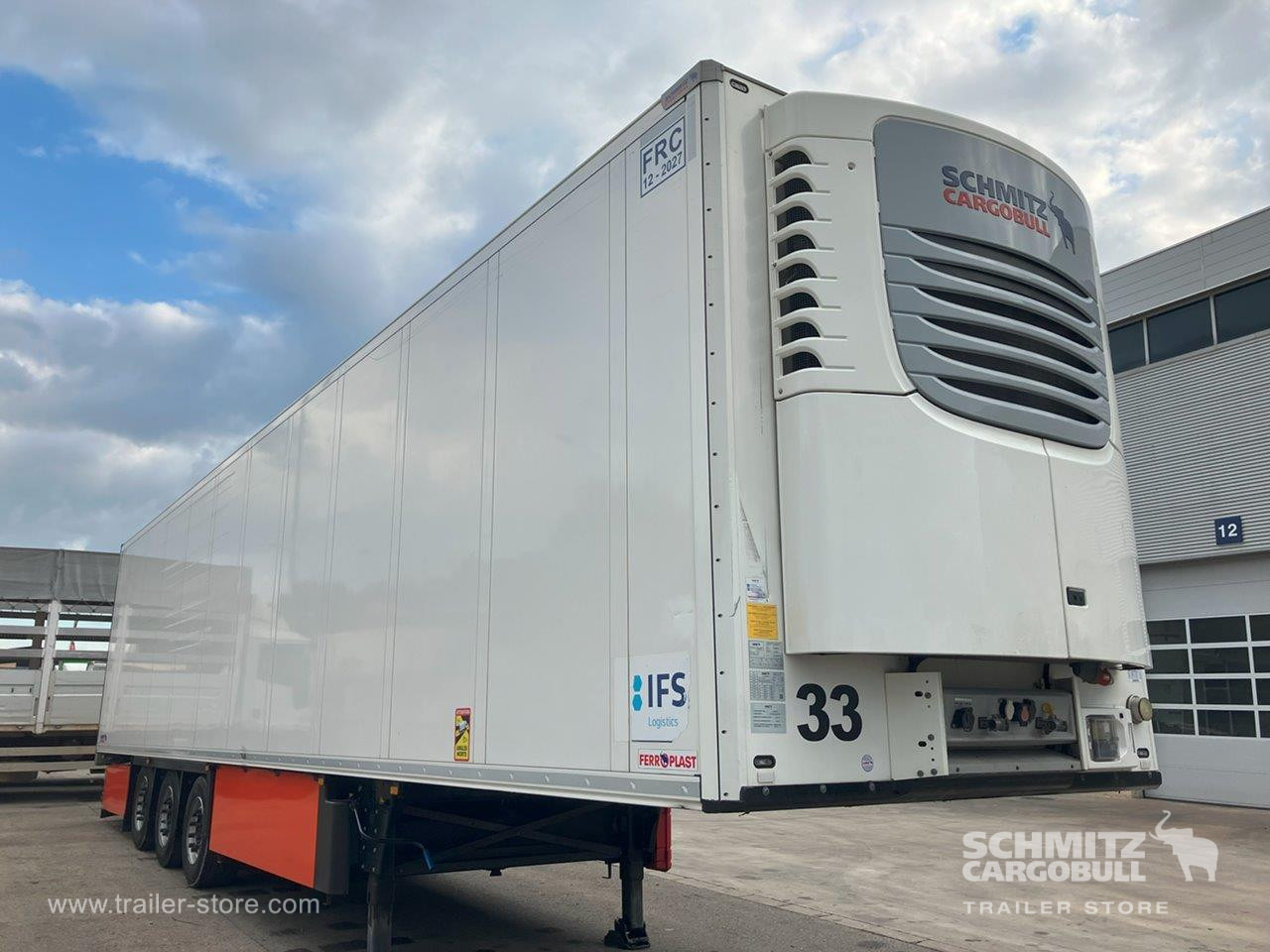 SCHMITZ Semiremolque Frigo Standard - Ізотермічний напівпричіп: фото 1 SCHMITZ Semiremolque Frigo Standard - Ізотермічний напівпричіп: фото 1