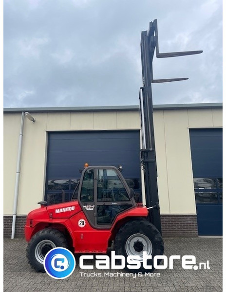 Manitou M 50-4 Turbo offroad forklift 4x4 Ruwterrein heftruck - Bouwjaar 2012 - Freelift - 5 Ton - Навантажувач підвищеної прохідності: фото 4 Manitou M 50-4 Turbo offroad forklift 4x4 Ruwterrein heftruck - Bouwjaar 2012 - Freelift - 5 Ton - Навантажувач підвищеної прохідності: фото 4