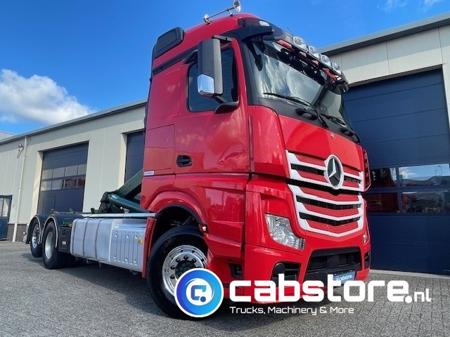 Mercedes-Benz ACTROS 2542 6x2 Euro 6 - HIAB-Multilift 26 Ton's Haakarmsysteem - Containerlift -Bouwjaar 2016 - Km 544.497 - Гаковий мультиліфт вантажівка: фото 2 Mercedes-Benz ACTROS 2542 6x2 Euro 6 - HIAB-Multilift 26 Ton's Haakarmsysteem - Containerlift -Bouwjaar 2016 - Km 544.497 - Гаковий мультиліфт вантажівка: фото 2