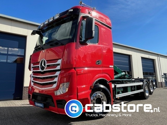 Mercedes-Benz ACTROS 2542 6x2 Euro 6 - HIAB-Multilift 26 Ton's Haakarmsysteem - Containerlift -Bouwjaar 2016 - Km 544.497 - Гаковий мультиліфт вантажівка: фото 3 Mercedes-Benz ACTROS 2542 6x2 Euro 6 - HIAB-Multilift 26 Ton's Haakarmsysteem - Containerlift -Bouwjaar 2016 - Km 544.497 - Гаковий мультиліфт вантажівка: фото 3