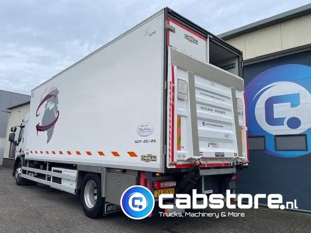 Renault D-19 Wide 4x2 Koelwagen D 19 Wide 4x2 Euro 6 Koelwagen - HANDGESCHAKELD - Kuhlkoffer - Frigo -Thermobox - Year 2015 - CHEREAU BOX - CARRIER Supra 850U - GOOD CONDITION - Рефрижератор вантажівка: фото 3 Renault D-19 Wide 4x2 Koelwagen D 19 Wide 4x2 Euro 6 Koelwagen - HANDGESCHAKELD - Kuhlkoffer - Frigo -Thermobox - Year 2015 - CHEREAU BOX - CARRIER Supra 850U - GOOD CONDITION - Рефрижератор вантажівка: фото 3