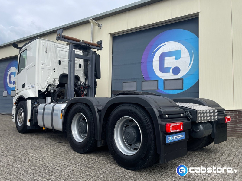 Mercedes-Benz Actros 3363 6x4 SLT Euro 6 3363 6x4 SLT Euro 6 - Zwaartransport - Heavy Load - Schwertransporte - 140 Ton - Year 2024 - Km 35.788 !! - Turbo Retarder Clutch - LIKE NEW !! - Тягач: фото 3 Mercedes-Benz Actros 3363 6x4 SLT Euro 6 3363 6x4 SLT Euro 6 - Zwaartransport - Heavy Load - Schwertransporte - 140 Ton - Year 2024 - Km 35.788 !! - Turbo Retarder Clutch - LIKE NEW !! - Тягач: фото 3