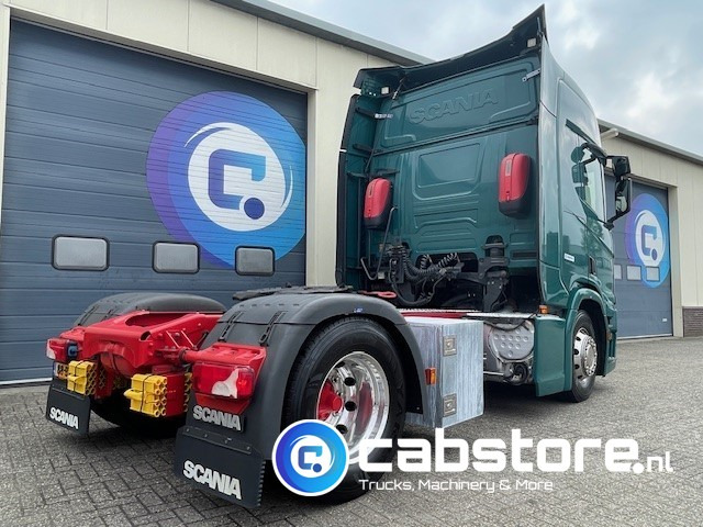 Scania R450 Scania R450 A4X2NA Euro 6 - RETARDER - Highline - Year 2017 - PTO prepared - Km 823.732 - Good condition! - Тягач: фото 4 Scania R450 Scania R450 A4X2NA Euro 6 - RETARDER - Highline - Year 2017 - PTO prepared - Km 823.732 - Good condition! - Тягач: фото 4